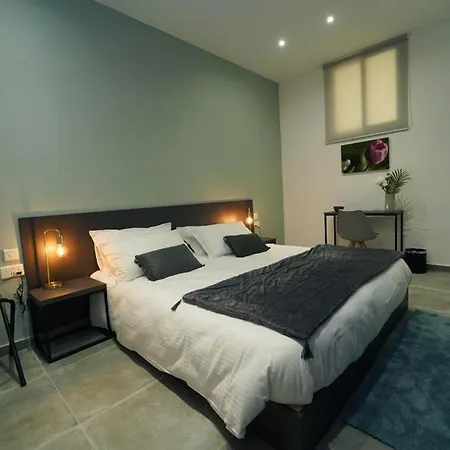 Private With Bathroom In 3* Valletta