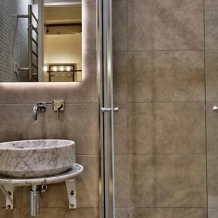 ゲストハウス Private With Bathroom In 3*
