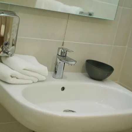 Guest house Private With Bathroom In