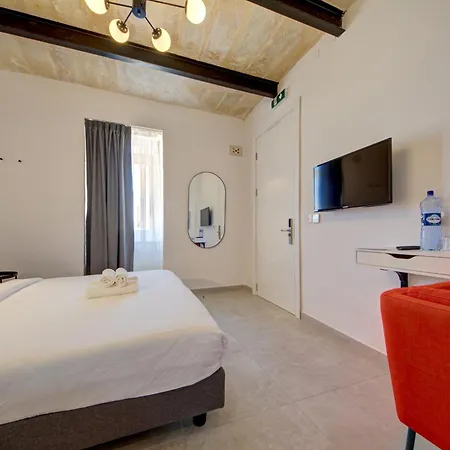 Guest house Private With Bathroom In *