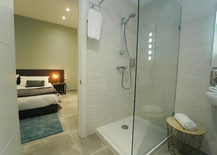 Private With Bathroom In 3*