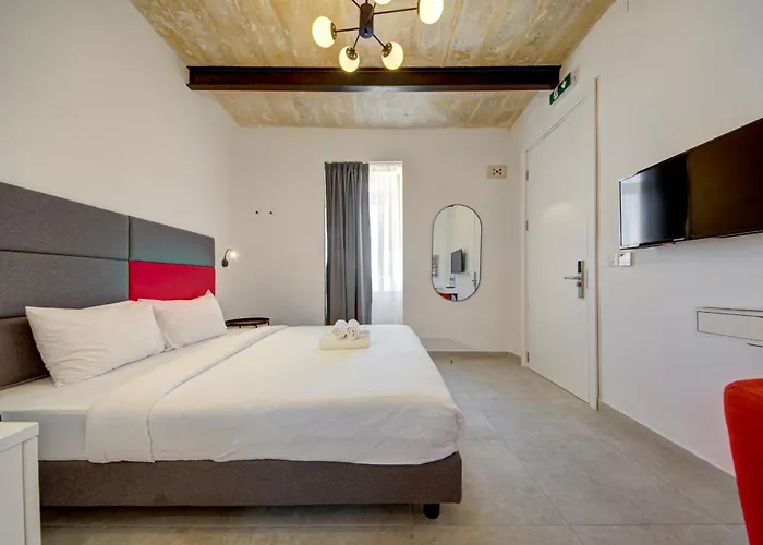 Private With Bathroom In