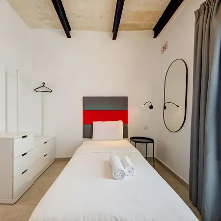Gasthuis Private With Bathroom In *