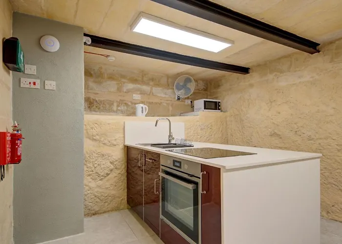 Private With Bathroom In 3* Valletta