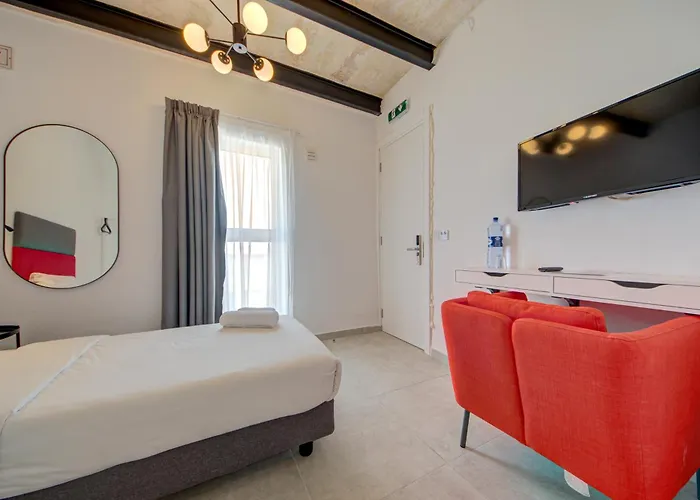 Private With Bathroom In Πανσιόν 3*